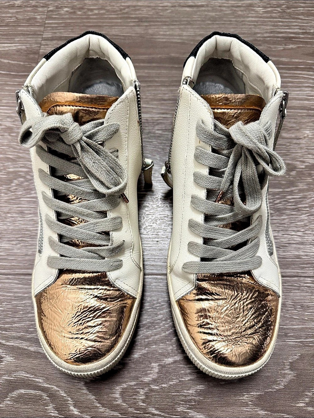 Women's High Top Sneakers in White & Gold US 9